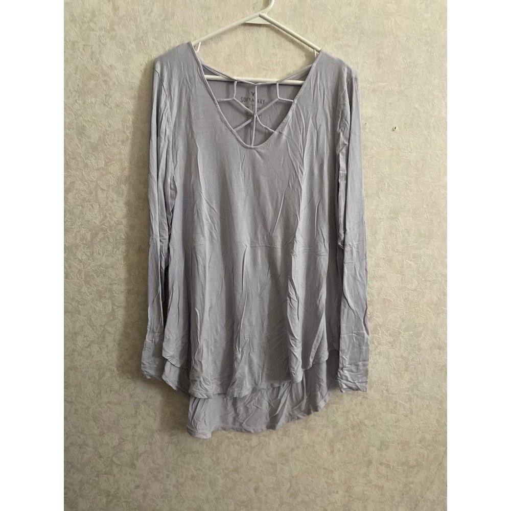 American Eagle women's extra large long sleeve light blue top